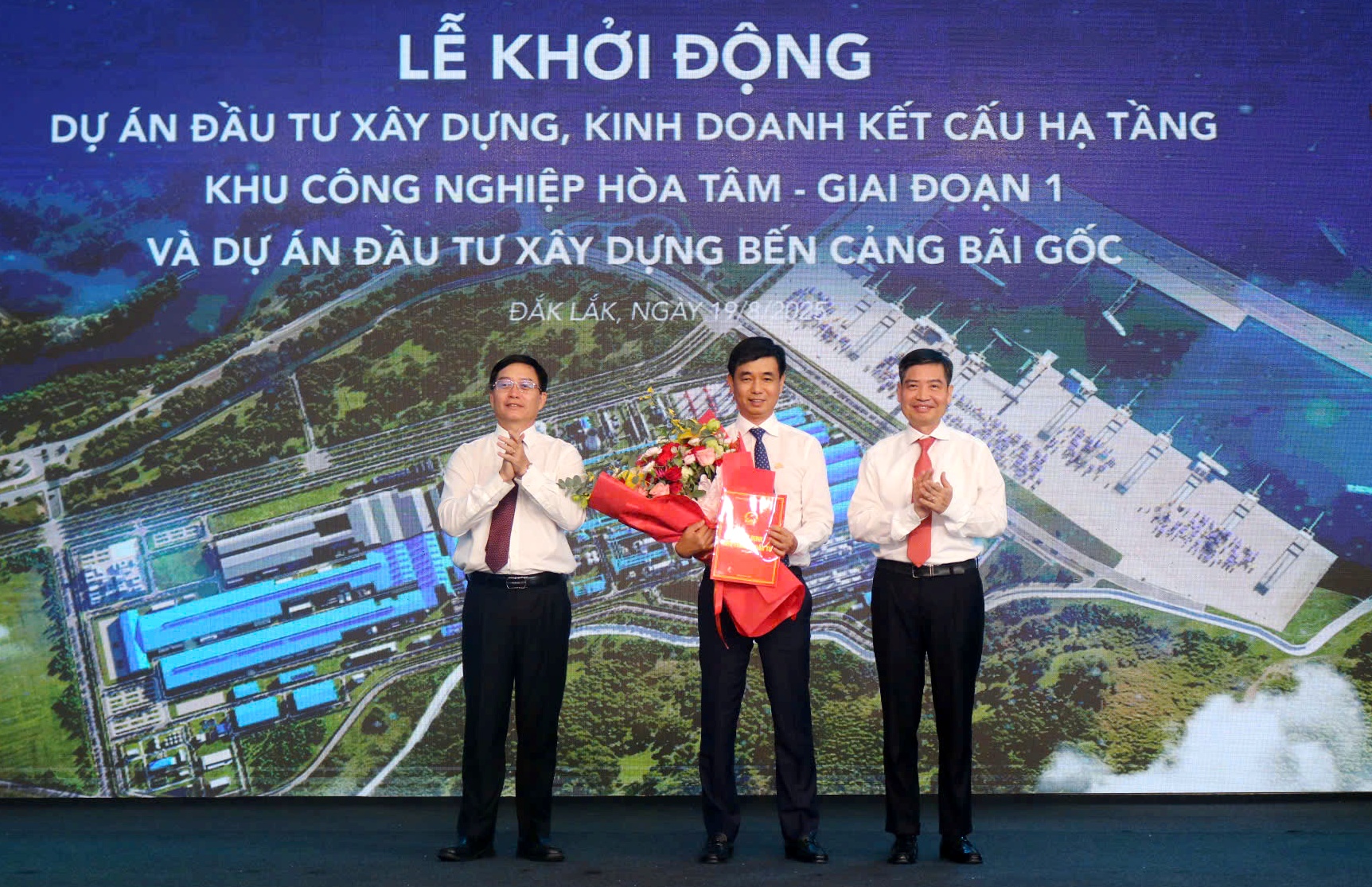khởi động 3